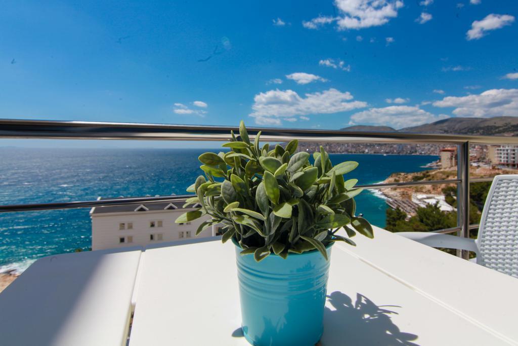 Blue Sea Apartments Sarandë Eksteriør bilde